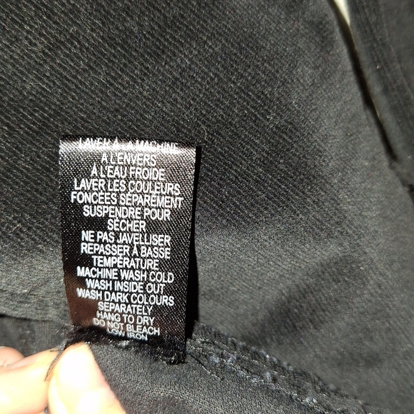 Blazer - Picture 3 of 4